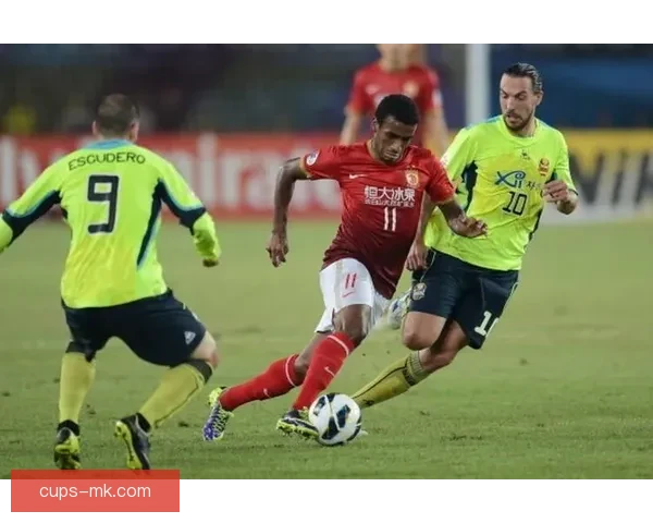 穆里奇神奇表现助力巴萨夺西甲冠军逆袭皇马荣耀时刻